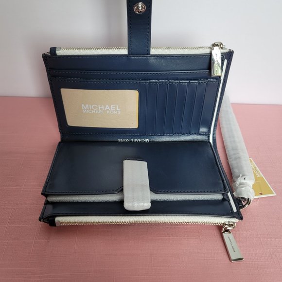MICHAEL KORS Jet Set Double Zip Signature Phone Wristlet-Ocean Blue Mult 🎈$108⭐ - Picture 14 of 16